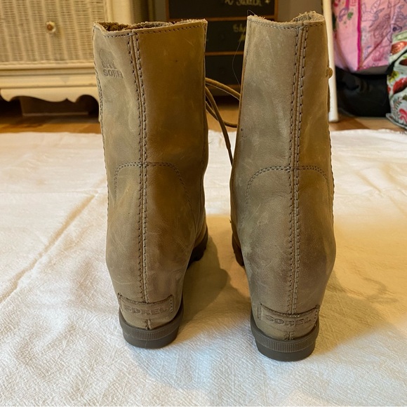 SOREL Joan of Arctic Brown Leather Lace Up Wedge Boots Booties size 8 - Picture 5 of 7